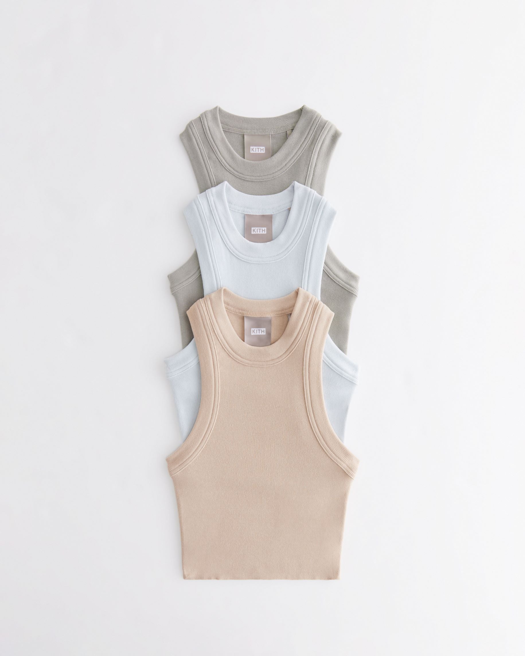 Kith Women Spring 2022 Active Collectionの発売日について