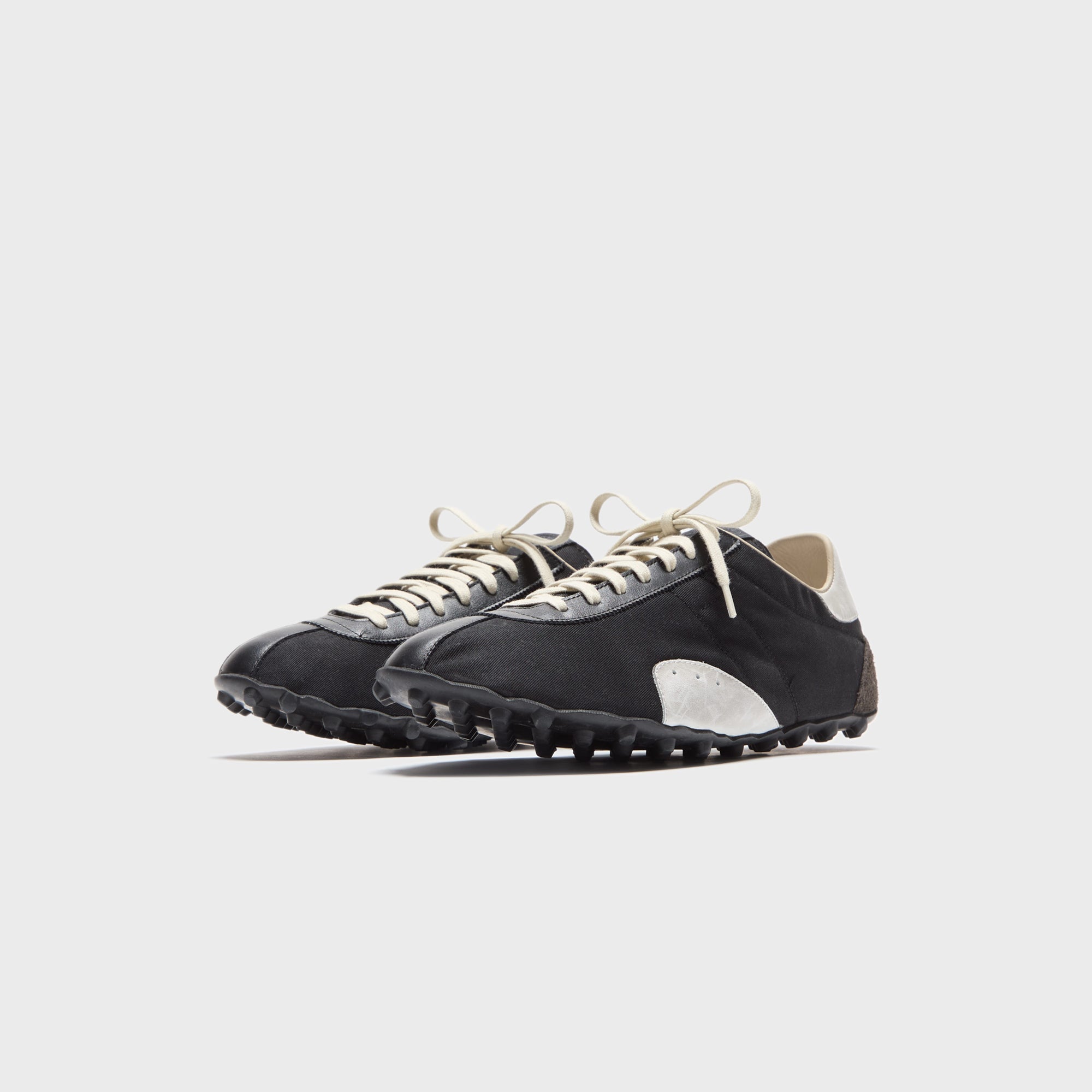 Featured Footwear at Kith Japan